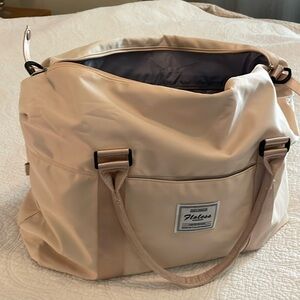 Floless overnight bag Light pink Satin finish